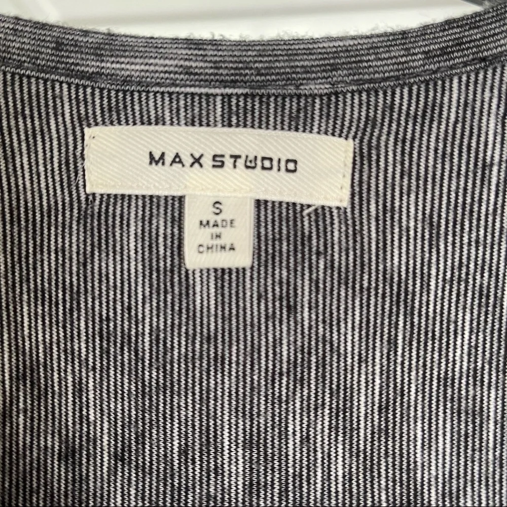 Max Studio I Button‎ Down Shirt - Picture 2 of 5